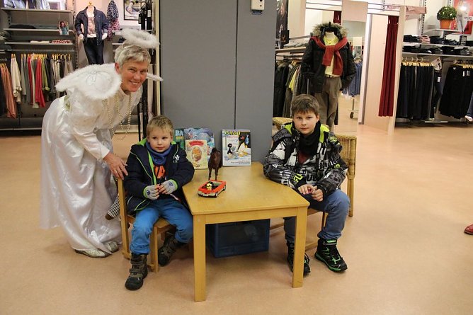 Windiger Start in den Advent (Foto: Karl-Heinz Herrmann)