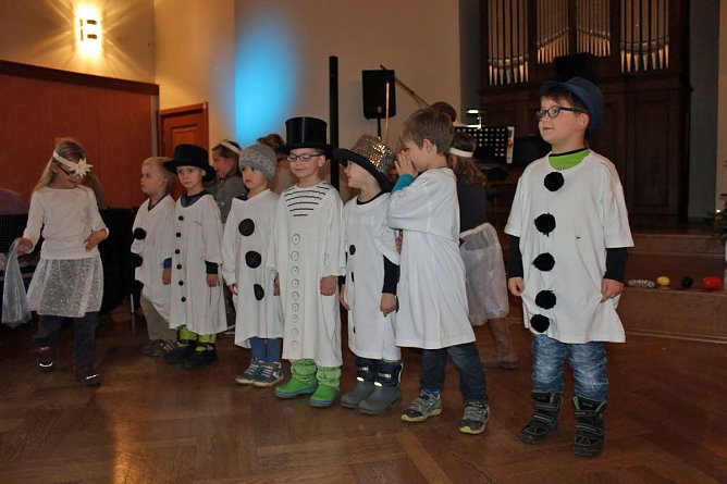 Senioren feierten schon mal Weihnacht (Foto: Karl-Heinz Herrmann)