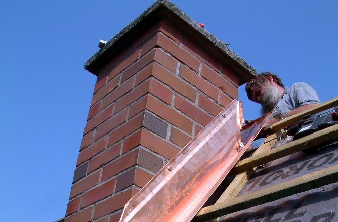 Nur vom Fachmann ausf&uuml;hren lassen (Foto: HF Redaktion)