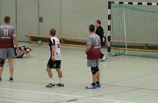 &Auml;rgerlicher Punktverlust � (Foto: Karl-Heinz Herrmann)