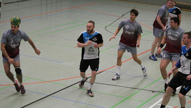 &Auml;rgerlicher Punktverlust � (Foto: Karl-Heinz Herrmann)