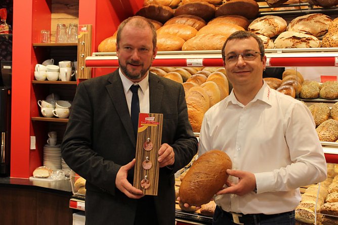 Brot am Haken � Erfolgsgeschichte geht weiter (Foto: Karl-Heinz Herrmann)