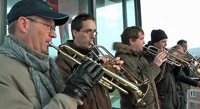 Turmblasen am Heiligabend (Foto: Karl-Heinz Herrmann)