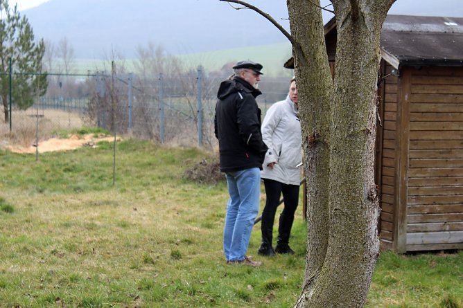 Gro&szlig;es Interesse am neuen Verein und auch Best&uuml;rzung (Foto: Karl-Heinz Herrmann)