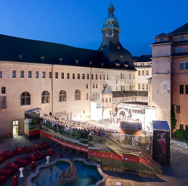 Mitmachen bei "Anatevka" (Foto: Tino Sieland) Mitmachen bei "Anatevka" (Foto: Tino Sieland)