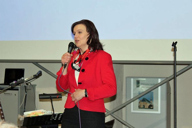 Volles Haus zur Frauentagsfeier (Foto: Karl-Heinz Herrmann)