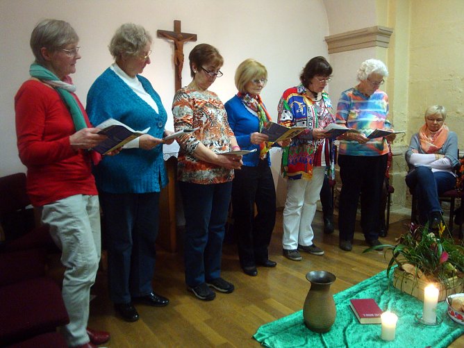 Weltgebetstag – weltumspannend (Foto: Peter Zimmer) Weltgebetstag – weltumspannend (Foto: Peter Zimmer)