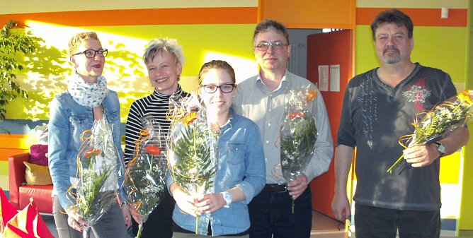 Wahlen im Kinder und Jugendförderverein Artern (Foto: Freizeizentrum Artern) Wahlen im Kinder und Jugendförderverein Artern (Foto: Freizeizentrum Artern)