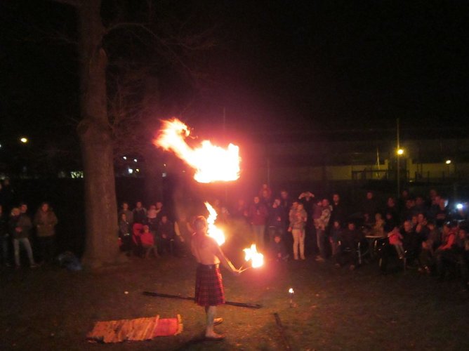 Osterfeuer am DOMIZIL (Foto: Domizil)