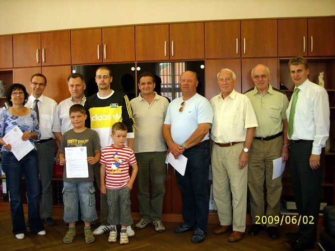 Übergabe Fördermittel an Frankenhäuser Vereine (Foto: Stadt Bad Frankenhausen) Übergabe Fördermittel an Frankenhäuser Vereine (Foto: Stadt Bad Frankenhausen)