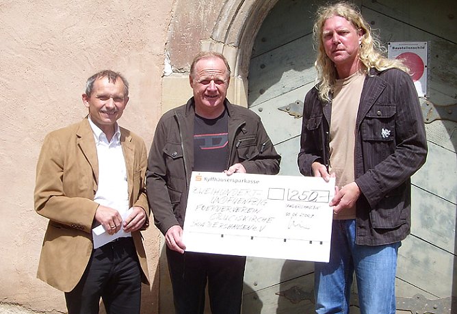 &Uuml;bergabe Scheck an Verein Cruciskirche (Foto: SPD Sondershausen)