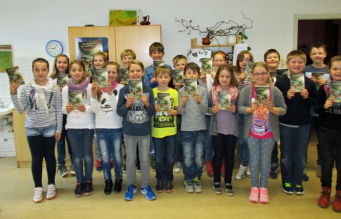 Erfolgreich bei Gutscheinaktion (Foto: Grundschule Hohenebra) Erfolgreich bei Gutscheinaktion (Foto: Grundschule Hohenebra)