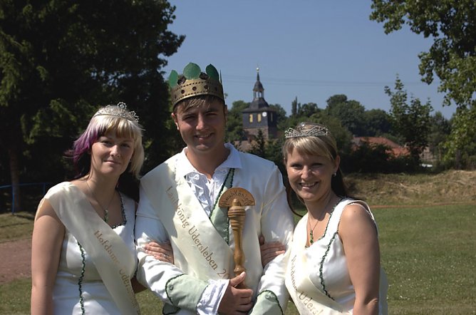 Laubkönig Udersleben (Foto: Uderslebener Heimatverein e.V.) Laubkönig Udersleben (Foto: Uderslebener Heimatverein e.V.)