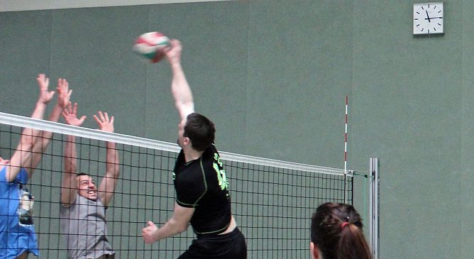 Letzter Spieltag Kyffh&auml;userliga 2015/2016 (Foto: Karl-Heinz Herrmann)