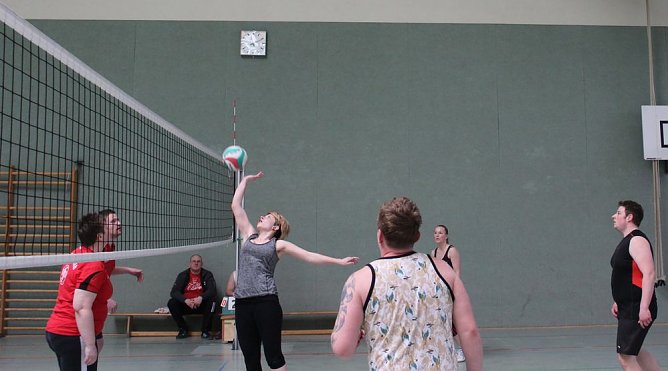 Letzter Spieltag Kyffh&auml;userliga 2015/2016 (Foto: Karl-Heinz Herrmann)