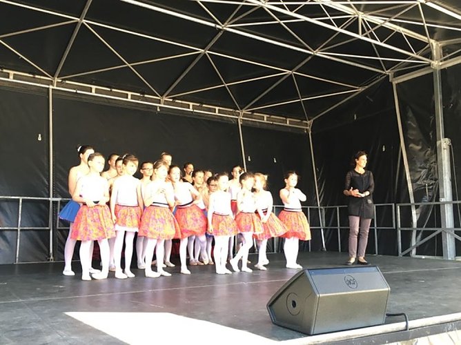 Autofrühling in Sondershausen mit dem Tanzstudio Radeva (Foto: Privat) Autofrühling in Sondershausen mit dem Tanzstudio Radeva (Foto: Privat)