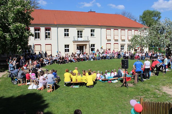Liebe Mutti tanz mit mir... (Foto: Karl-Heinz Herrmann)