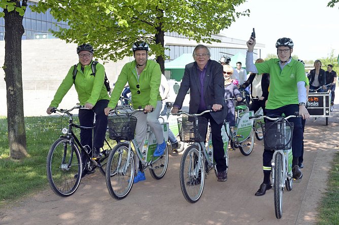 Mit dem Rad zur Arbeit (Foto: AOK)