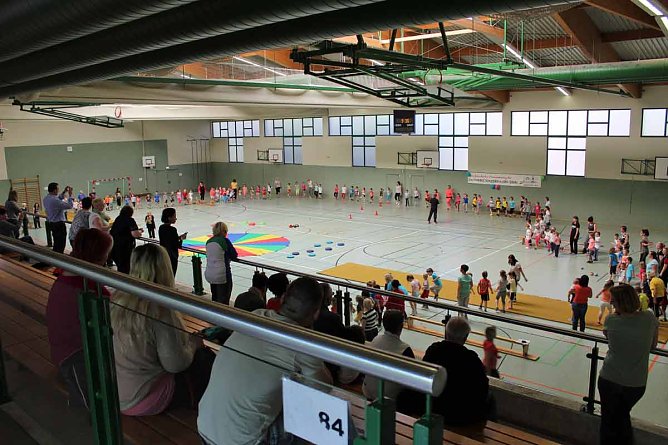 Alle sind "Fit für die Schule" (Foto: Karl-Heinz Herrmann) Alle sind "Fit für die Schule" (Foto: Karl-Heinz Herrmann)