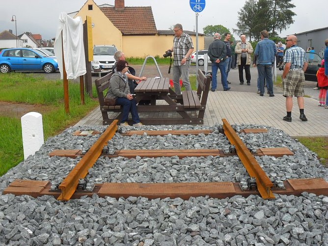 Ganz großer Bahnhof zum Kyffhäuser-Kleinbahn-Jubiläum (Foto: Andreas Schmölling) Ganz großer Bahnhof zum Kyffhäuser-Kleinbahn-Jubiläum (Foto: Andreas Schmölling)
