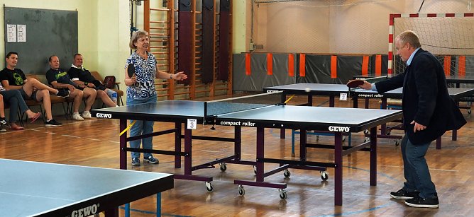 Spendenscheck (Foto: Falko Neubert) Spendenscheck (Foto: Falko Neubert)