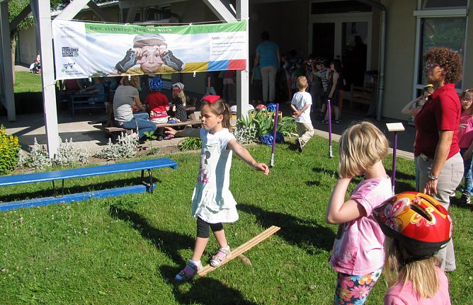 Verkehrssicherheitstag der Kita Bienchen (Foto: Bernd Müller) Verkehrssicherheitstag der Kita Bienchen (Foto: Bernd Müller)