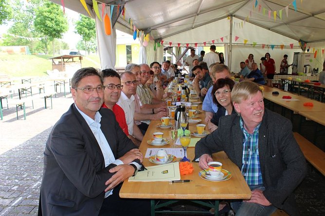 "Wir bauen Br&uuml;cken" (Foto: Karl-Heinz Herrmann)
