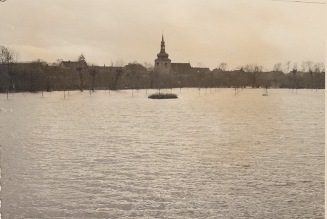 Heimatverein ARATORA lädt ein (Foto: Andreas Schmölling) Heimatverein ARATORA lädt ein (Foto: Andreas Schmölling)