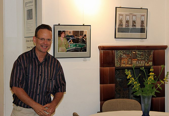 K&uuml;nstler auf zwei "Instrumenten" (Foto: Karl-Heinz Herrmann)