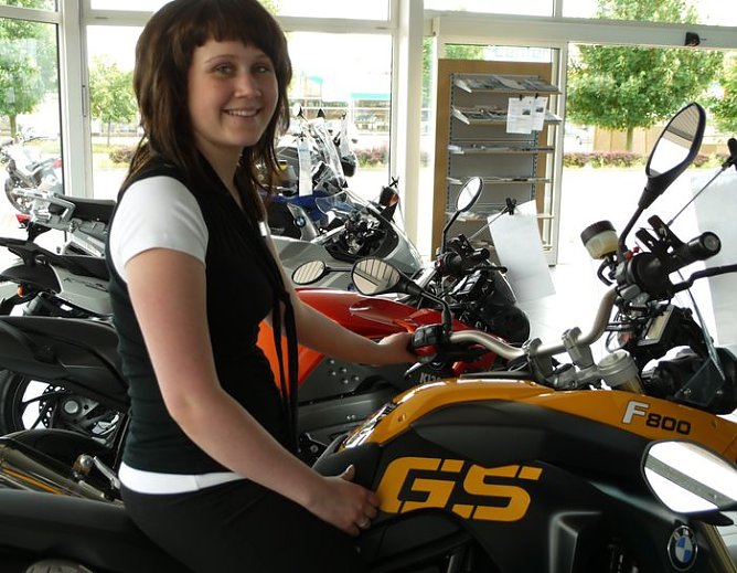 In der Ausbildung (Foto: BMW Autohaus Fritze) In der Ausbildung (Foto: BMW Autohaus Fritze)