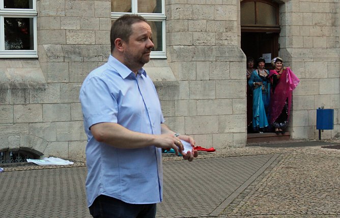 Farbenfrohes Sommerfest der VHS (Foto: Karl-Heinz Herrmann)