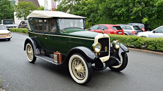 11. Oldtimertreffen in Greußen (Foto: Tobias Nordhausen) 11. Oldtimertreffen in Greußen (Foto: Tobias Nordhausen)