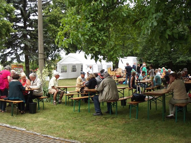 Landesfest Thüringen der Gartenfreunde Tag des Gartens 2016 groß gefeiert (Foto: Thomas Leipold) Landesfest Thüringen der Gartenfreunde Tag des Gartens 2016 groß gefeiert (Foto: Thomas Leipold)