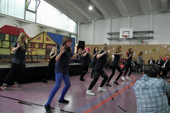 Schulfest Artern (Foto: Jörg Schlottmann) Schulfest Artern (Foto: Jörg Schlottmann)