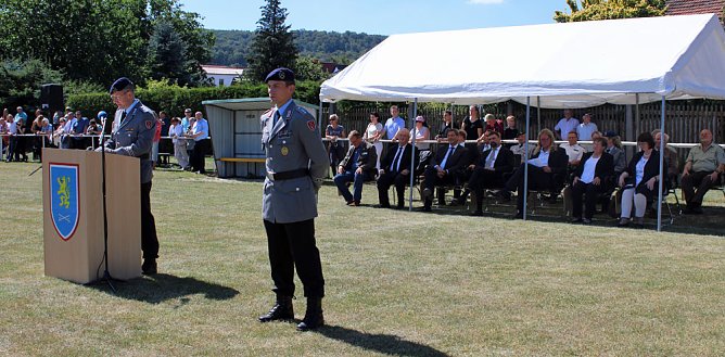 Traumhaftes Sommerwetter bei Vereidigung (Foto: Karl-Heinz Herrmann)