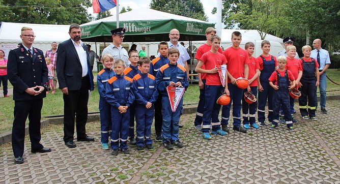 Ganz im Zeichen der Jugendfeuerwehr (Foto: Karl-Heinz Herrmann)