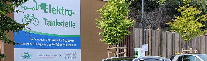 E-Tankstelle für Autos und Fahrräder (Foto: Karl-Heinz Herrmann) E-Tankstelle für Autos und Fahrräder (Foto: Karl-Heinz Herrmann)
