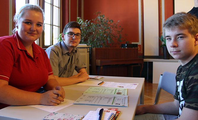 Speed Dating im Berufsschulzentrum (Foto: Karl-Heinz Herrmann) Speed Dating im Berufsschulzentrum (Foto: Karl-Heinz Herrmann)