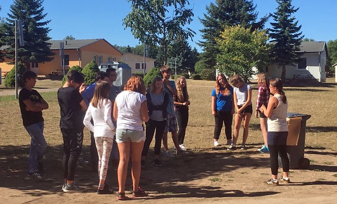 Zukunftswerkstatt auf dem Straußberg (Foto: Kristin Kretzschmar & Angelina Hammer) Zukunftswerkstatt auf dem Straußberg (Foto: Kristin Kretzschmar & Angelina Hammer)