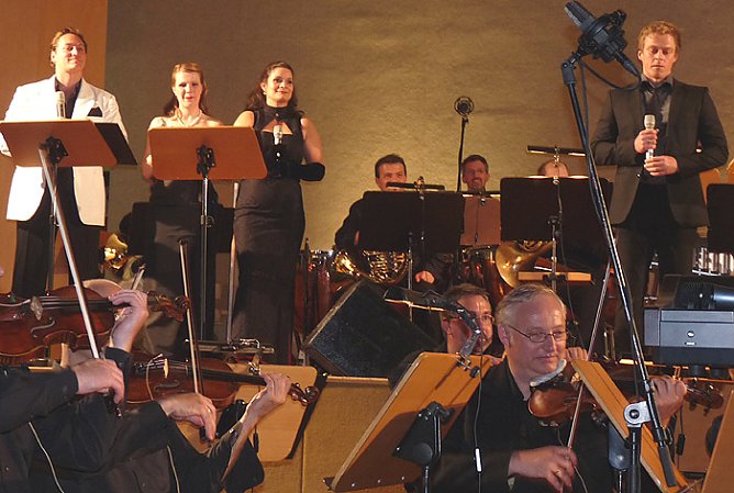 Rock meets Classic (Foto: Karl-Heinz Herrmann) Rock meets Classic (Foto: Karl-Heinz Herrmann)