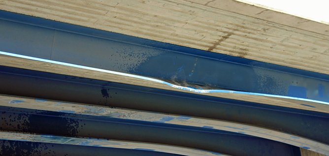 Vorsicht kurzfristige Br&uuml;ckensperrung (Foto: Karl-Heinz Herrmann)