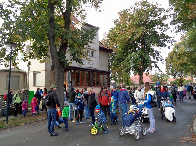 Traditioneller Familienwandertag in der Kindervilla (Foto: Kindervilla Bad Frankenhausen)