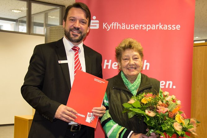 Treue mit Gewinn belohnt (Foto: Kyffh&auml;usersparkasse)