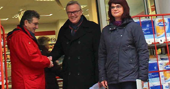Flachl&auml;den sollen Zwei-Geschosser werden (Foto: Karl-Heinz Herrmann)