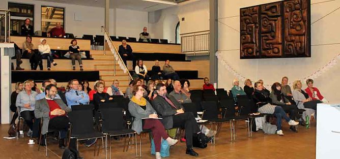 Fachtag gegen Gewalt (Foto: Karl-Heinz Herrmann) Fachtag gegen Gewalt (Foto: Karl-Heinz Herrmann)