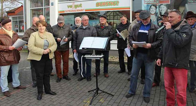 Der Nikolaus kam nach Jecha (Foto: Karl-Heinz Herrmann) Der Nikolaus kam nach Jecha (Foto: Karl-Heinz Herrmann)