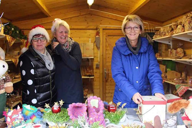 Der Nikolaus kam nach Jecha (Foto: Karl-Heinz Herrmann) Der Nikolaus kam nach Jecha (Foto: Karl-Heinz Herrmann)
