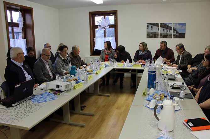 Jugendhilfeausschuss tagte in Berka (Foto: Karl-Heinz Herrmann) Jugendhilfeausschuss tagte in Berka (Foto: Karl-Heinz Herrmann)