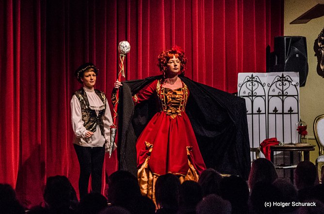 Die Sch&ouml;ne und das Biest ein Ballettm&auml;rchen. (Foto: Holger Schurack)