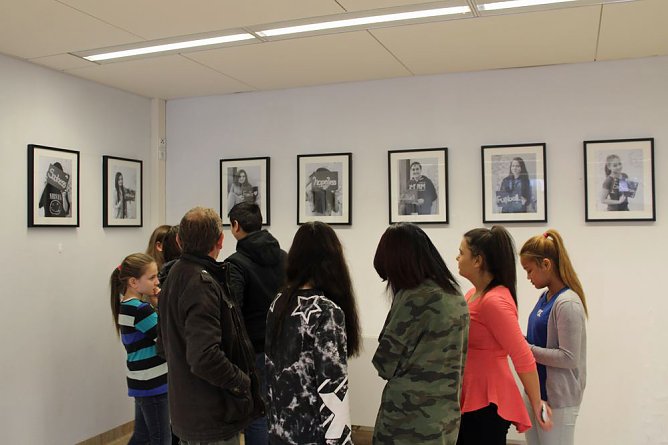 Fotodialog Portrait mit Wort (Foto: Karl-Heinz Herrmann) Fotodialog Portrait mit Wort (Foto: Karl-Heinz Herrmann)